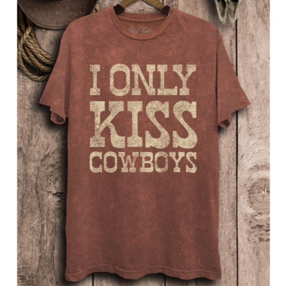 SOLD OUT Vintage Wine Mineral Washed I Only Kiss Cowboys Oversized Relaxed - Picture 1 of 1